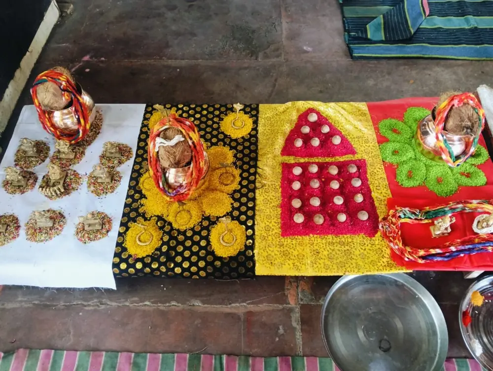 उज्जैन में नवग्रह और कालसर्प पूजा का मंडल